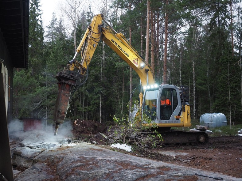 Putkikanaalin piikkaus