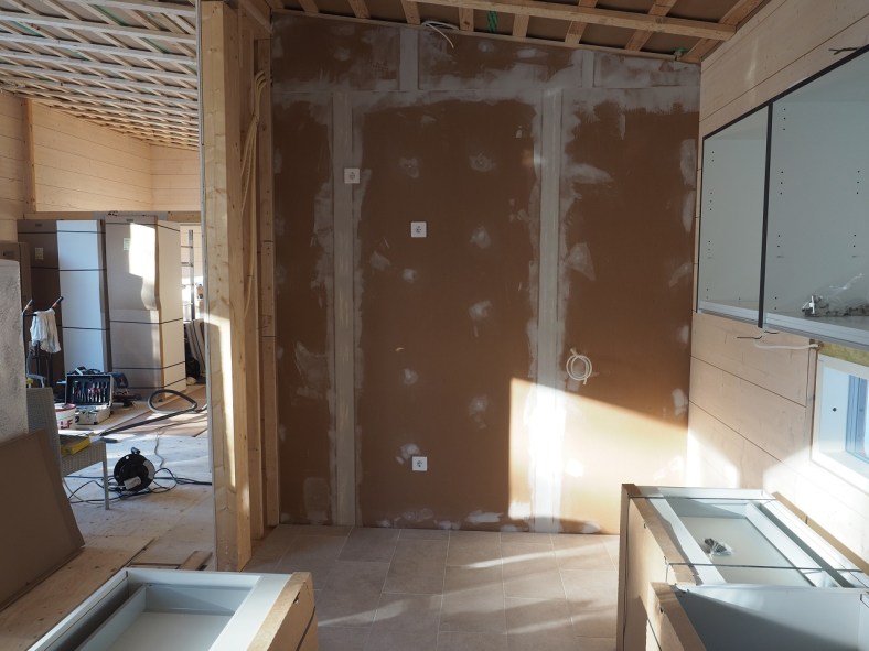 Peräseinä ilman kaappeja