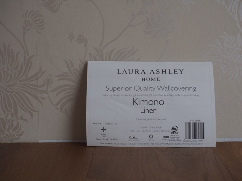 Tapettirullan etiketti